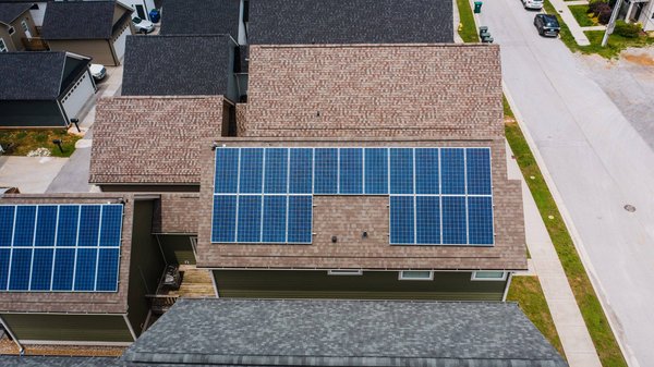 Pourquoi faire appel à un installateur photovoltaïque dans les Landes pour réduire vos dépenses énergétiques ?